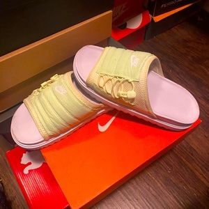 Nike sandals